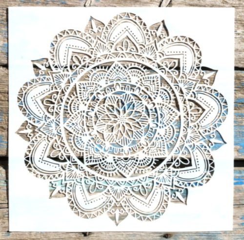 Mandala mintás  festősablon műanyag DIYstencil  30x30 cm-es