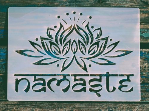 Namaste feliratú keleti A4 méretű műanyag rétegző  sablon 21x30cm  DIY stencil