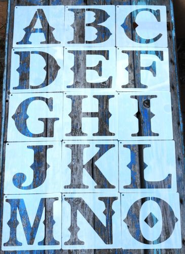 36 darabos  ABC műanyag betű- és szám sablon 15x15 cm-es DIY stencil 13 cm nagyságú feliratok készítéséhez 